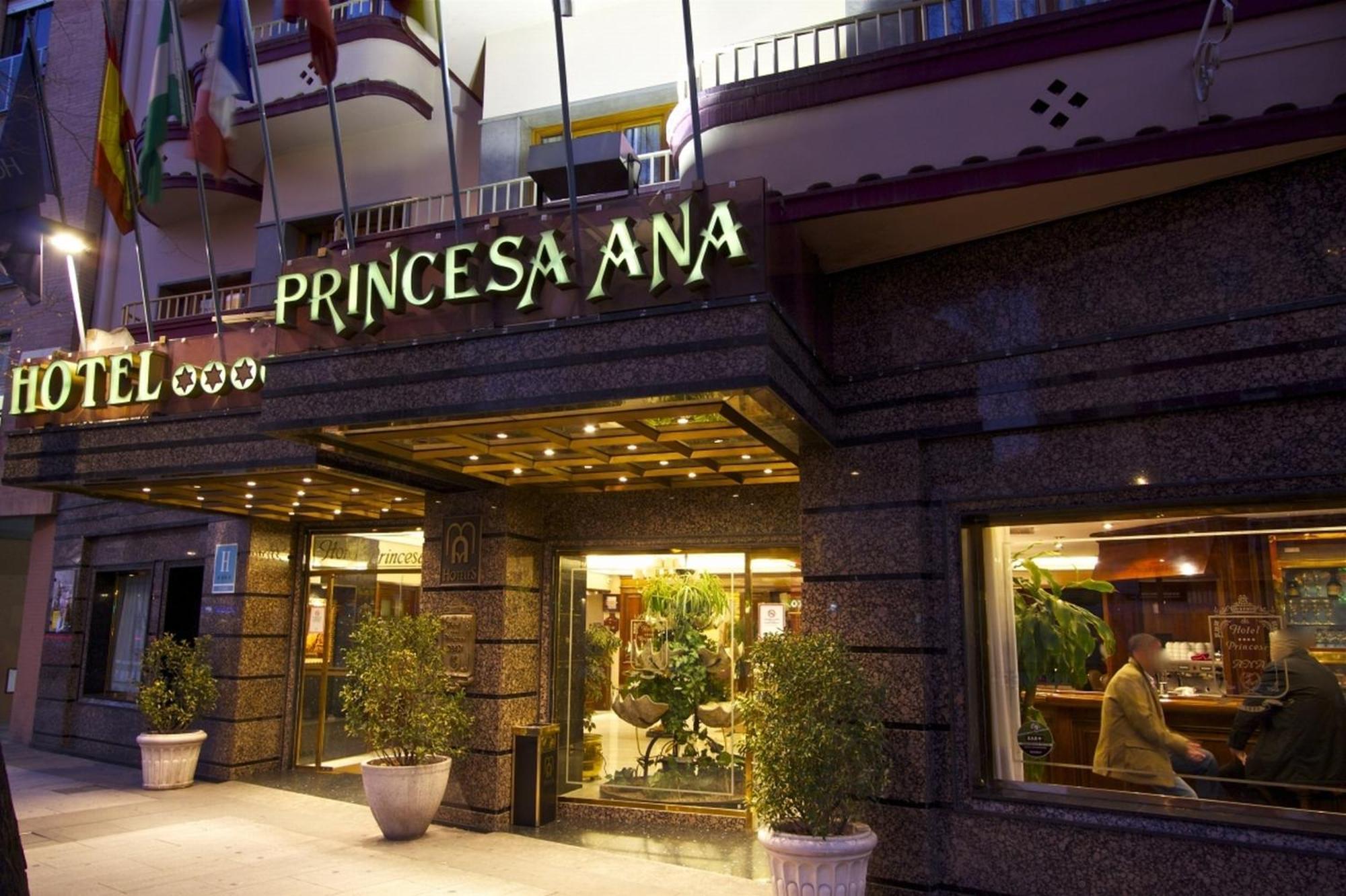 Princesa Ana Granada Exteriér fotografie