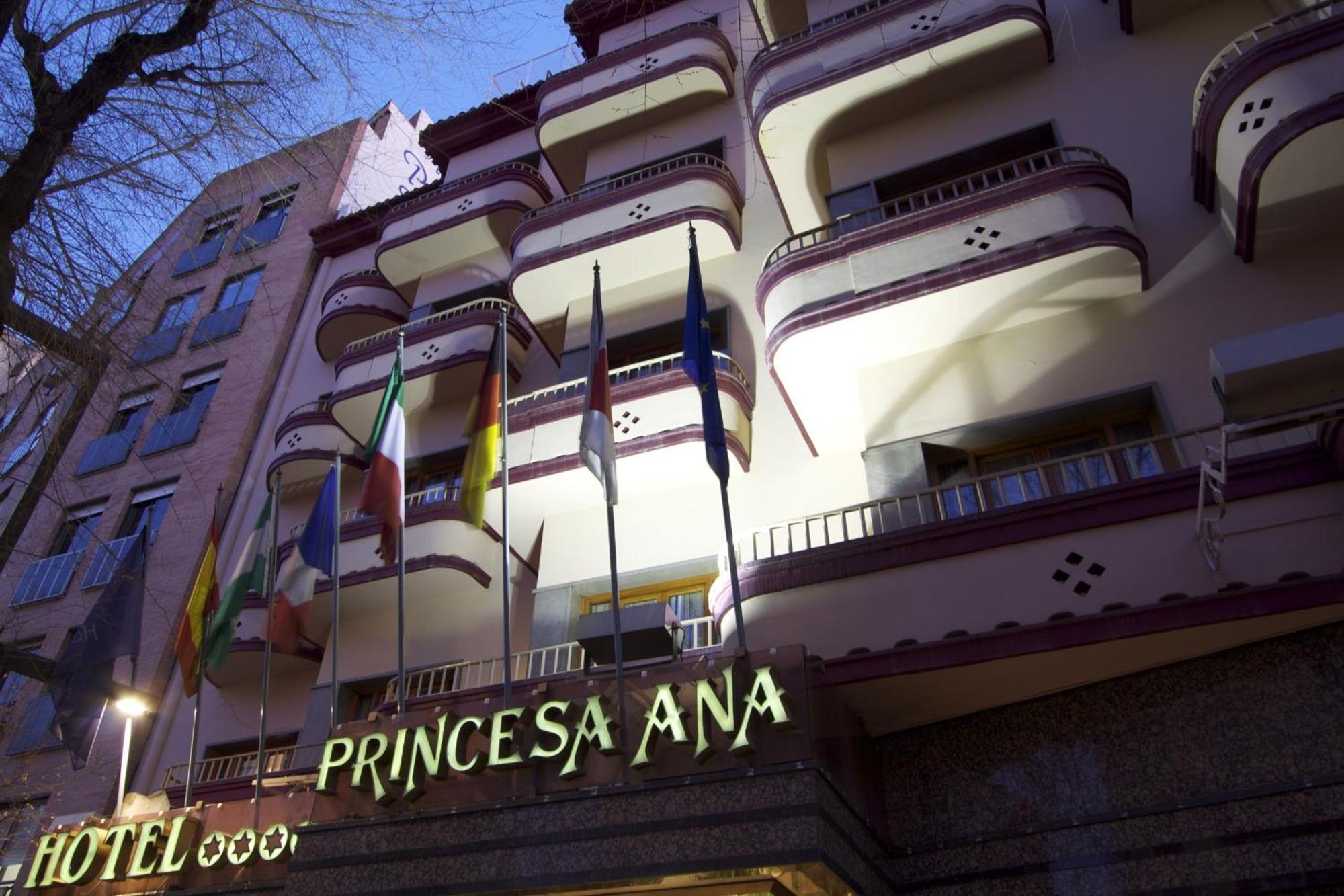 Princesa Ana Granada Exteriér fotografie